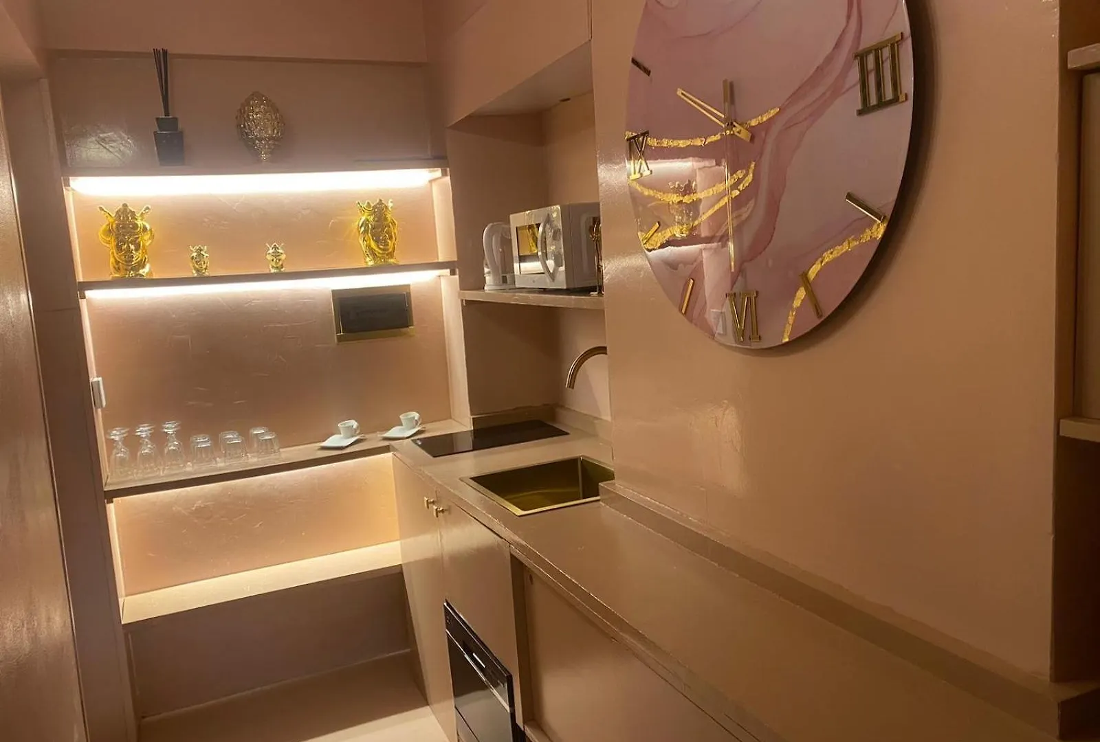 Ponte Vetero Hideaway - Underground Apartment Milan Italy