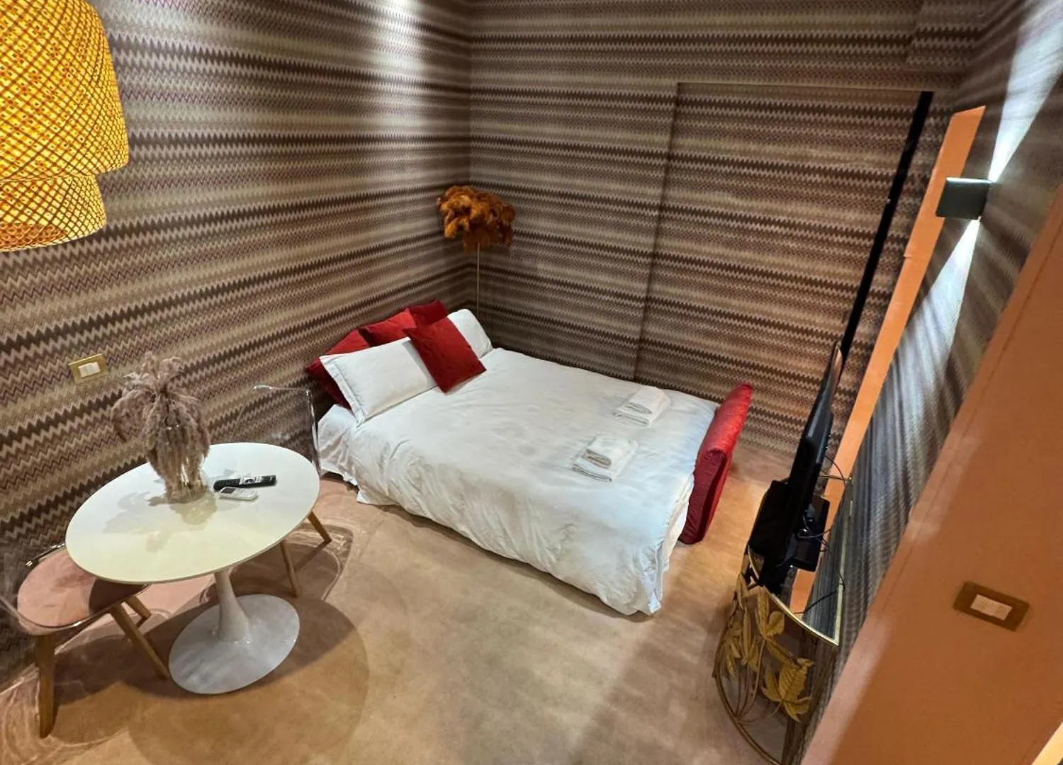Ponte Vetero Hideaway - Underground Apartment Milan